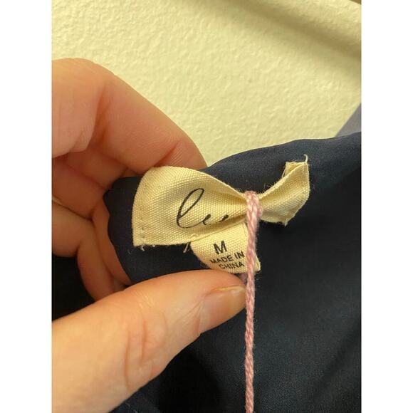 NWT Lena Navy One Shoulder Top Sz M - Picture 3 of 4